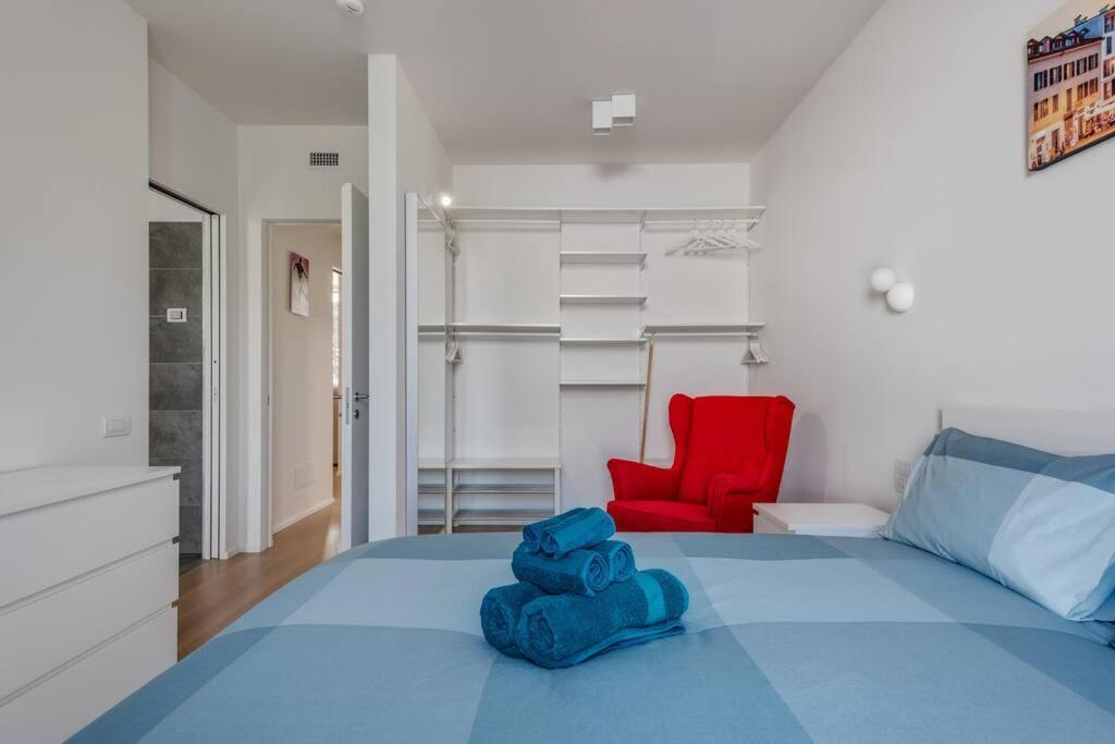 Easylife - Modern And Spacious Apt In Fiera City Life Milan Bagian luar foto