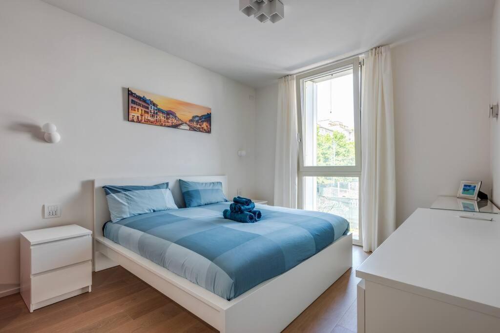 Easylife - Modern And Spacious Apt In Fiera City Life Milan Bagian luar foto